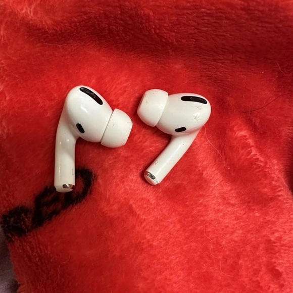 Apple Other - Apple AirPods Pro’s 1st generation. Comes with case but CASE DOES NOT CHARGE.